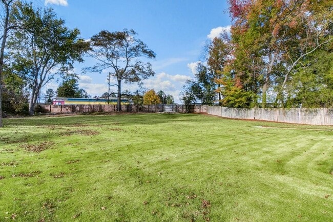 Building Photo - 1990 Wingate Rd