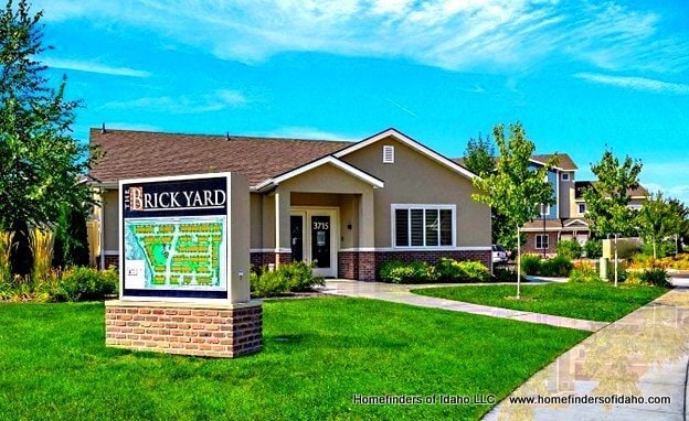 Building Photo - 3710 N Centrepoint Way