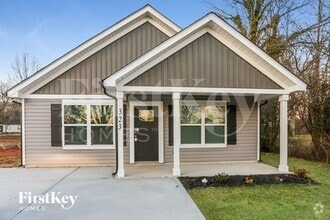 Building Photo - 323 Melrose Dr SW