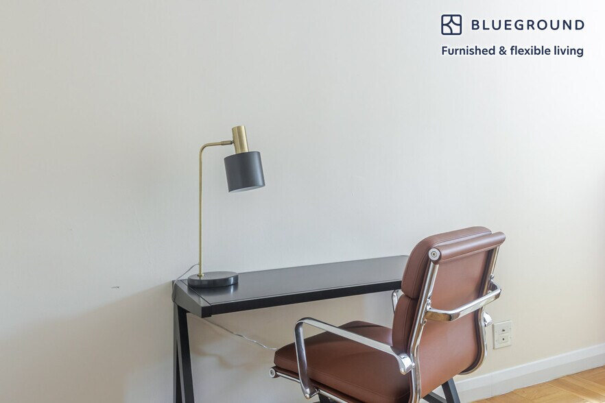 Building Photo - 30 Park Ave