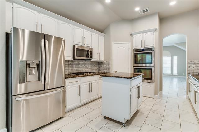 Building Photo - 7006 Woodsprings Dr