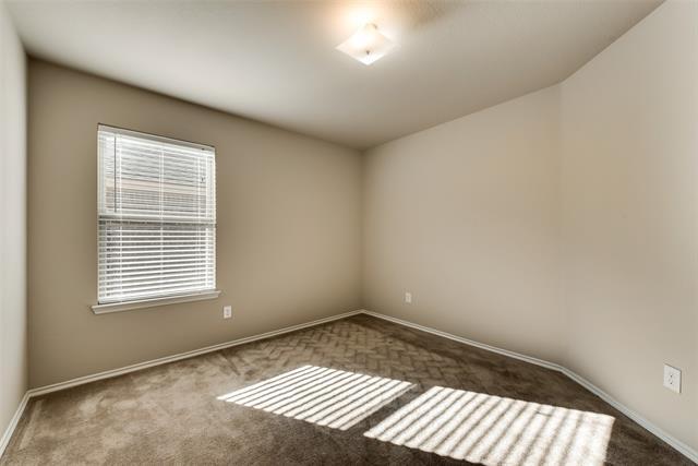 Building Photo - 1122 Rainer Dr