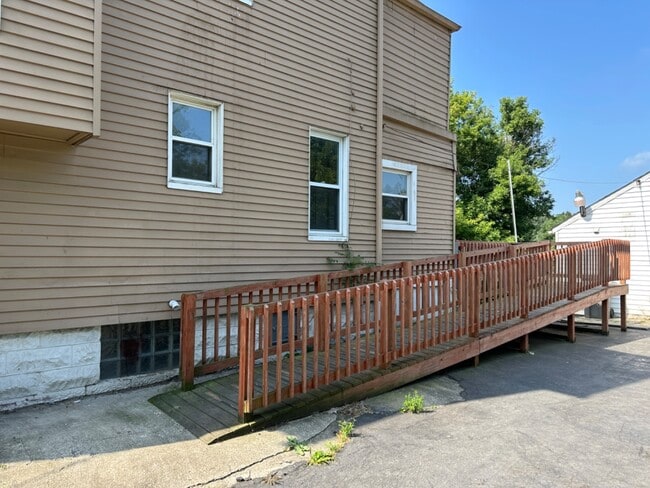 Building Photo - 110 Halls Heights Ave