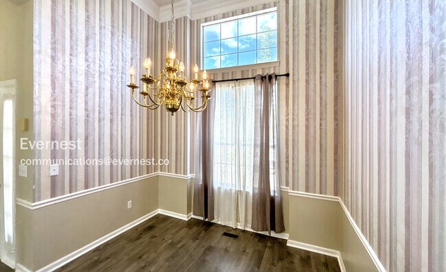 Building Photo - Spacious 3 Bedroom Home in Ooltewah / Deck...