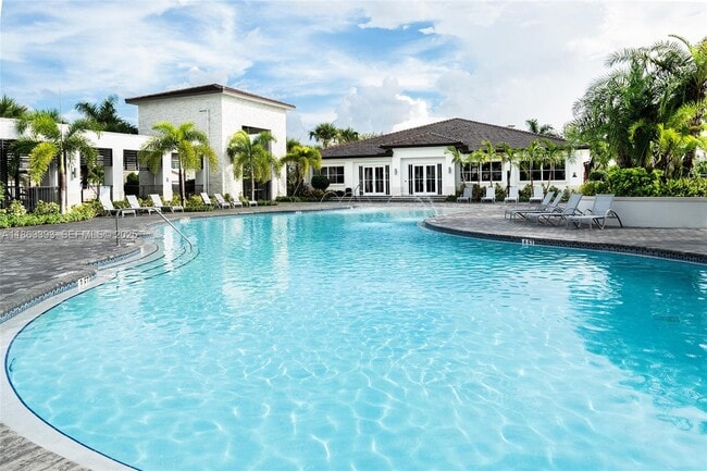 Building Photo - 4230 Rosa Dr