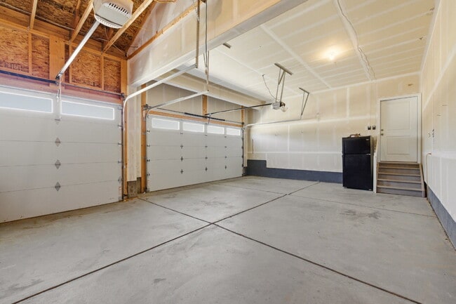 Building Photo - Modern Bennett Beauty | Spacious Newer Home with Over 2,200 Sq Ft