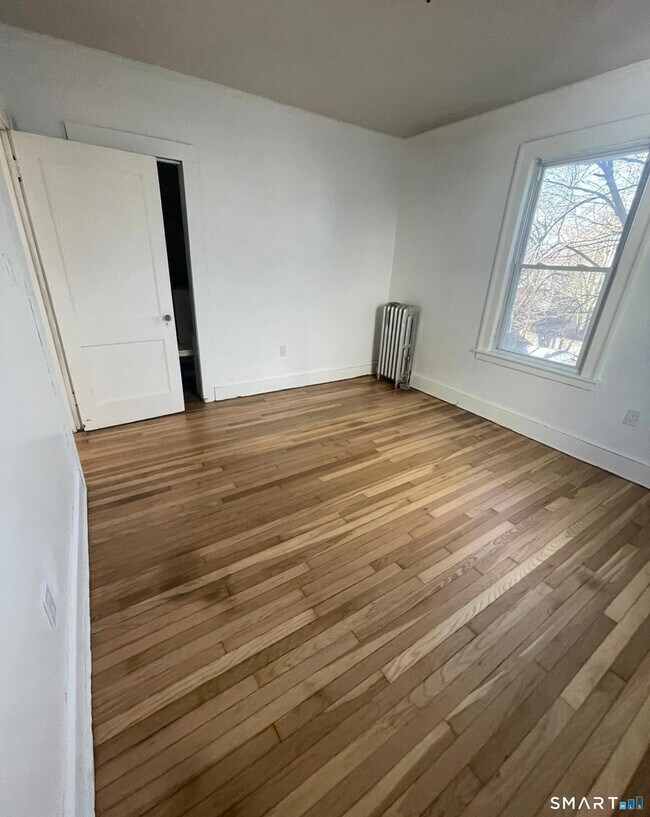 Building Photo - 69 Kimball Dr
