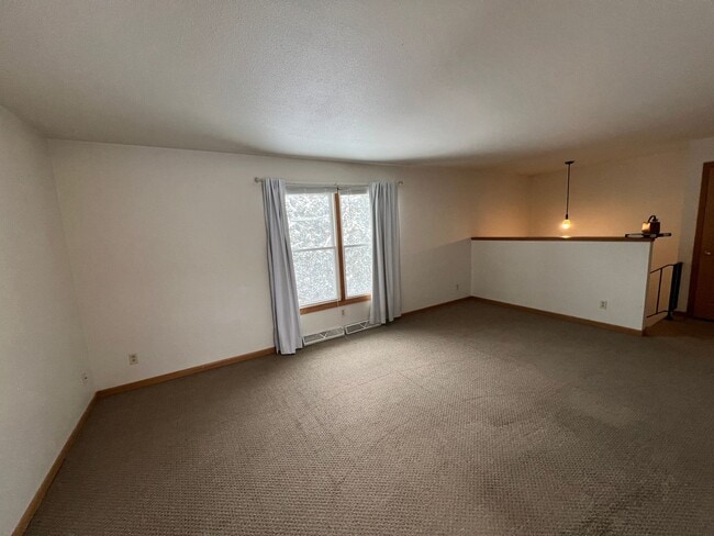 Building Photo - 602-614 Brown Street