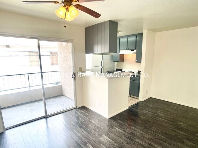 Building Photo - Lovely 2 Bedroom 2 Bath Condo Styled Apart...