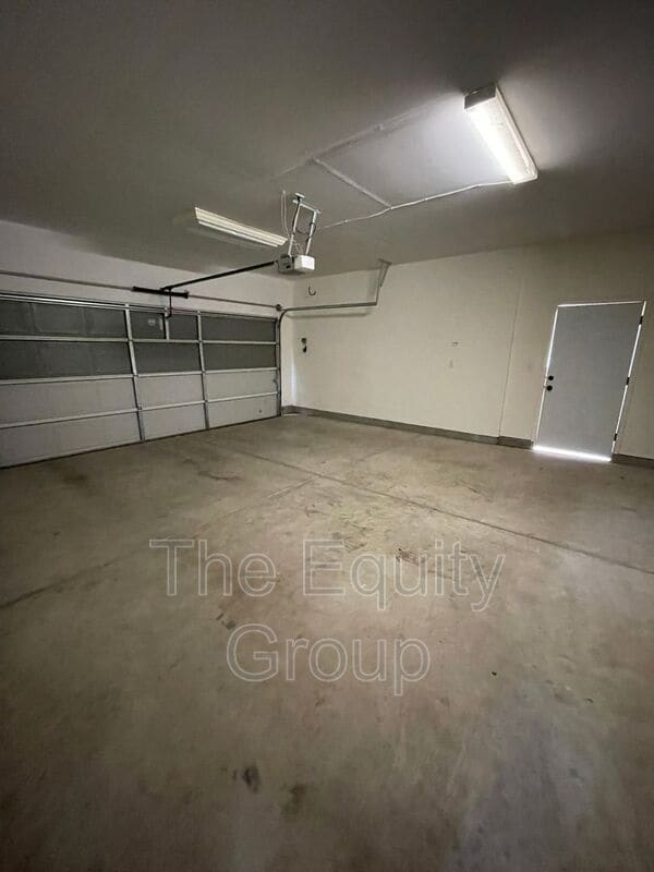 Building Photo - 3237 Winslow St