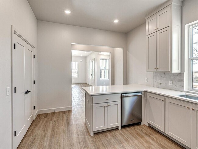 Building Photo - 29596 Memory Ln