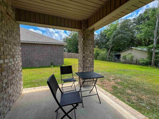 Building Photo - 6351 Burrow Ln