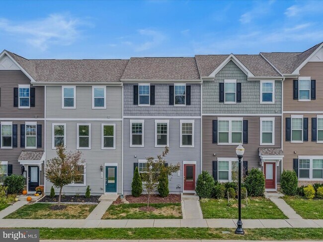 Building Photo - 179 Presidents Pointe Ave