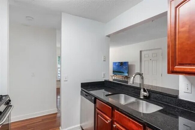 Building Photo - Orlando - 3 Bedrooms, 2 Bathrooms – $1,695.00