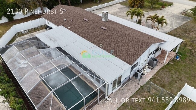 Building Photo - 2130 Pinehurst St