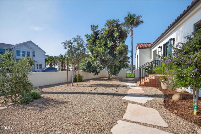 Building Photo - 622 S Evergreen Dr