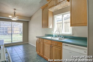 Building Photo - 13926 Anchorage Hill Dr