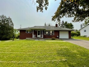 Building Photo - 1026 Southern Pines Dr