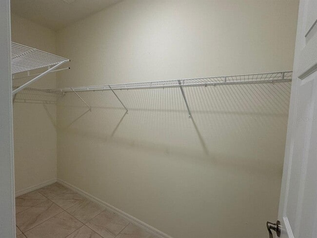 Building Photo - 2333 Renfro Ave