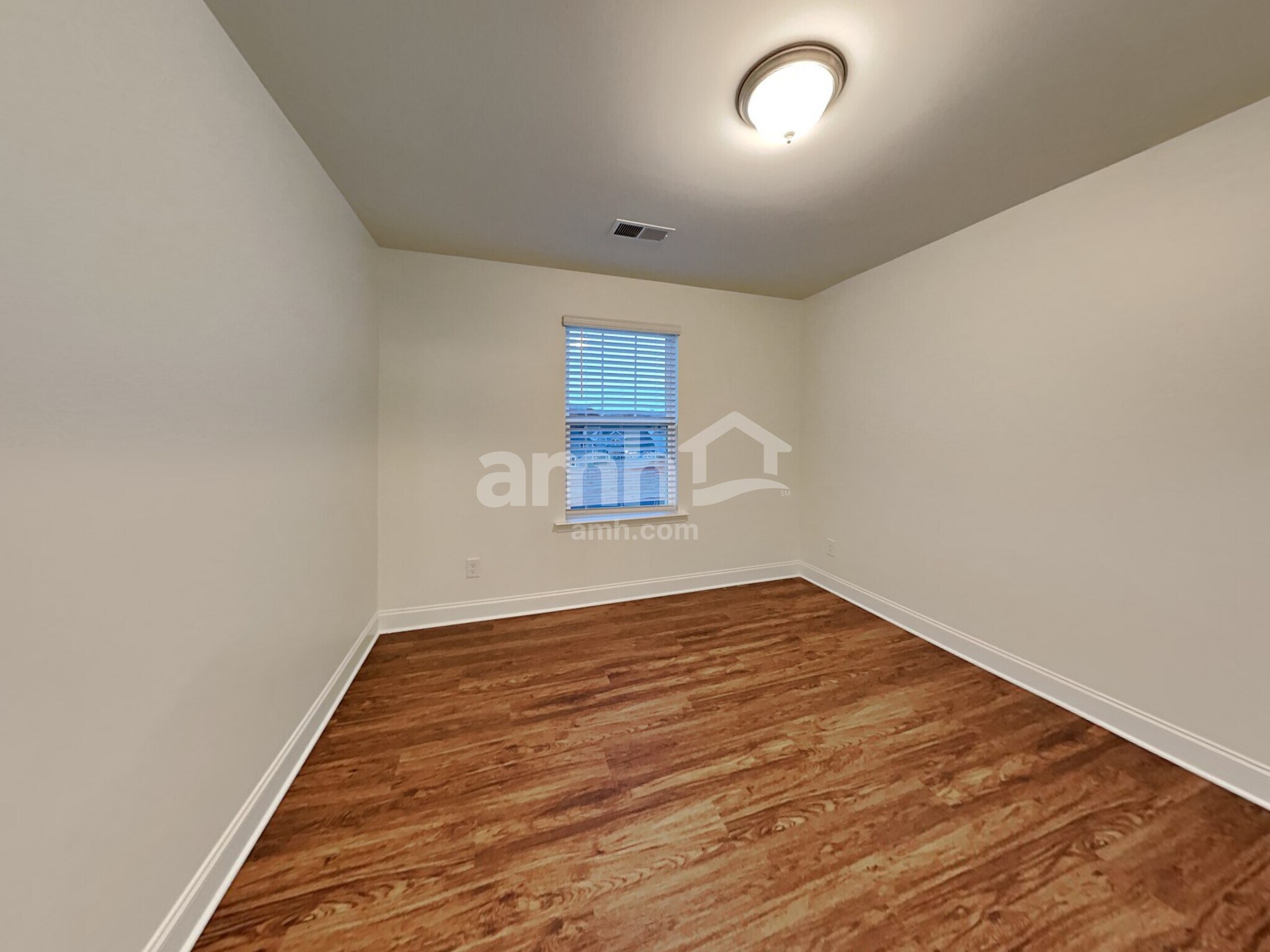 Building Photo - 141 Hazel Pk Dr