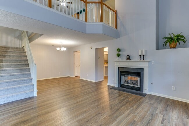 Building Photo - 119 Brassie Dr