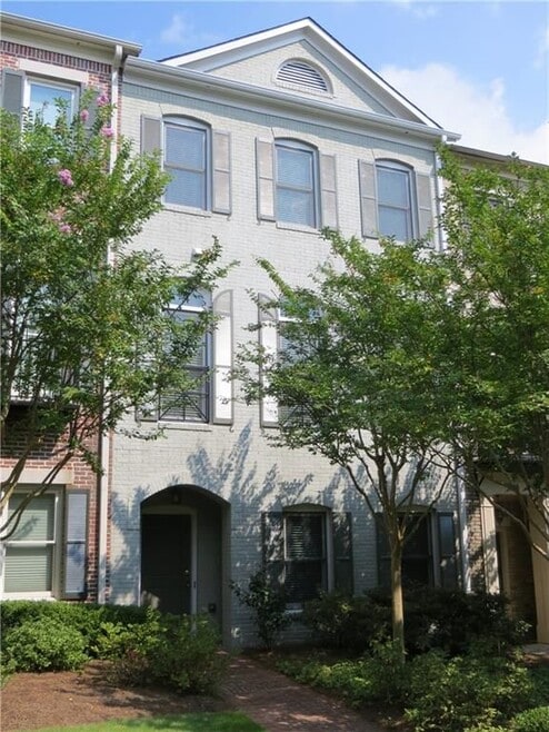 Building Photo - 131 W Ridge Way