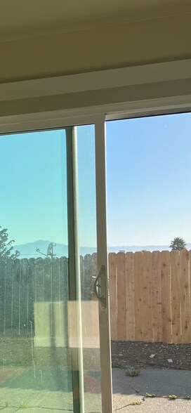 Building Photo - 1950 Stanton Ave