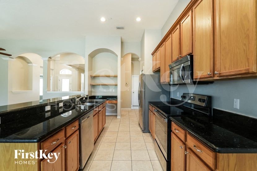 Building Photo - 11737 Summer Springs Dr