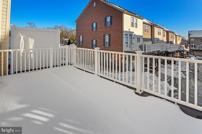 Building Photo - 5061 Cameo Terrace