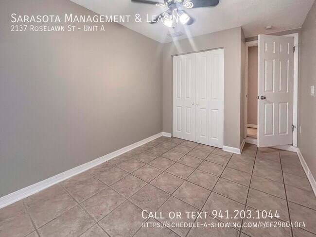 Building Photo - 2137 Roselawn St