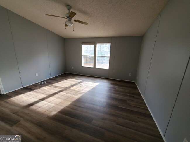 Building Photo - 125 Rhonda Dr