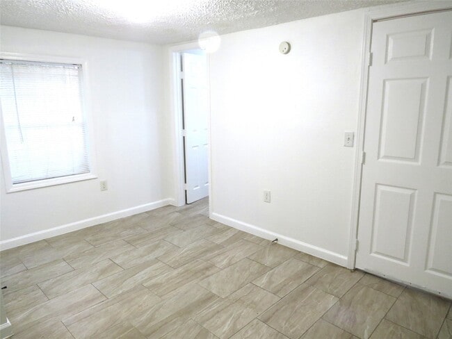 Building Photo - 8006 Avenue B