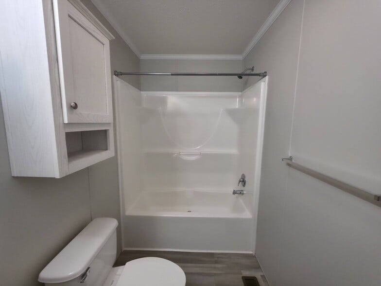 Building Photo - 1324 W Harbour Unit 157