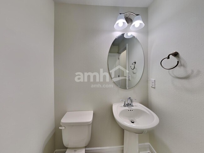 Building Photo - 20379 Calla Lily Dr