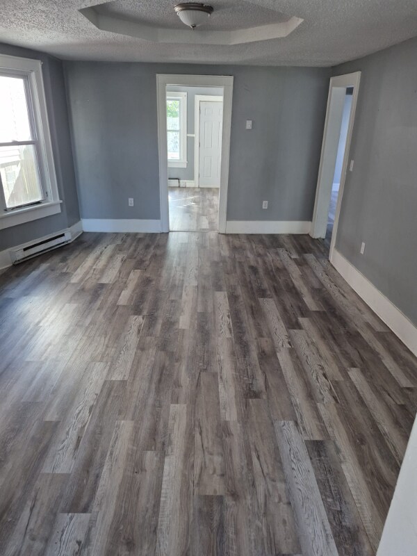 Building Photo - 904 Ash St