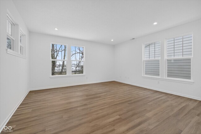 Building Photo - 15994 Meadow Frost Ct