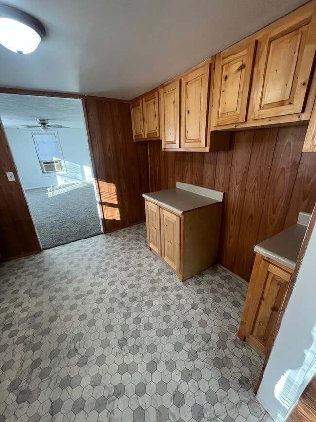Building Photo - 3 Bed/1 Bath House