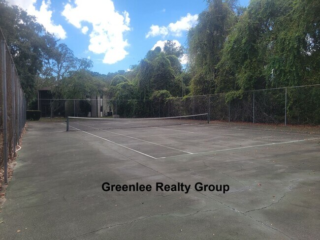 Building Photo - Don’t Miss This Spacious 3 Bedroom / 2 Bath Condo in Baywood Meadows!