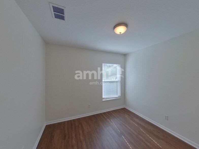 Building Photo - 14231 Gnatcatcher Terrace