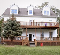 Building Photo - 22 Ridge Ave