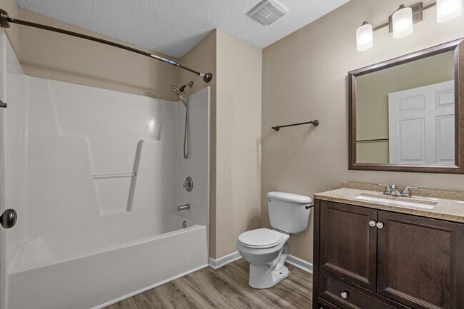 Building Photo - Gift yourself this 1st Floor Immaculate 1 bedroom for rent in Sunny Myrtle Beach SC!