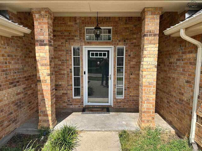 Building Photo - 5312 Pebblestone Dr
