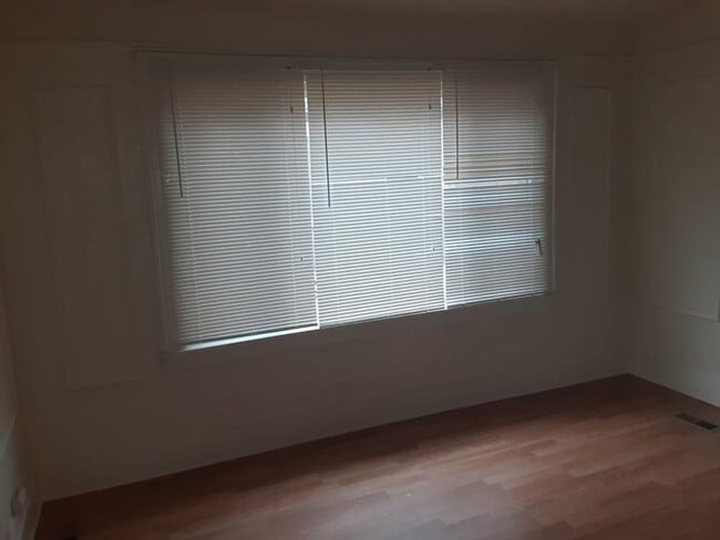 Building Photo - 15804 Indiana St