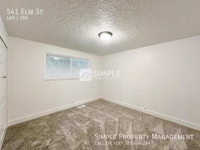 Building Photo - 541 E Elm St