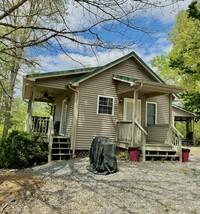 Building Photo - 397 Barefoot Landing Dr