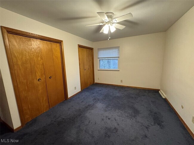 Building Photo - 1859 Cromwell Dr