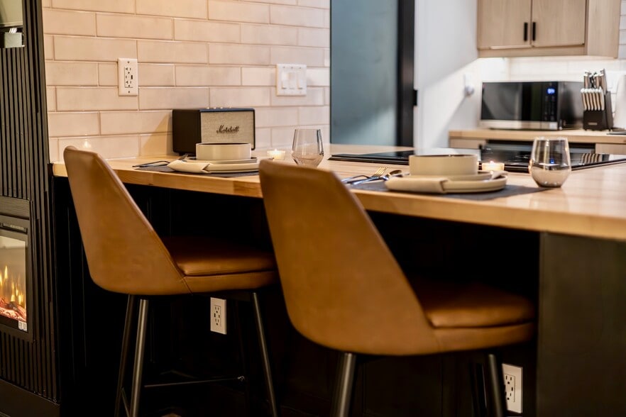 Building Photo - 5270 N 57th St