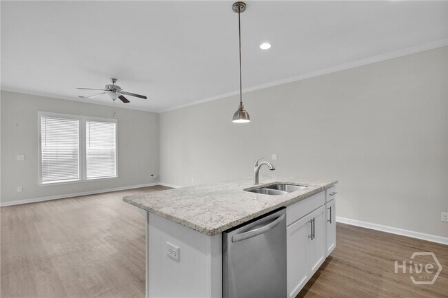 Building Photo - 235 Sonoma Dr