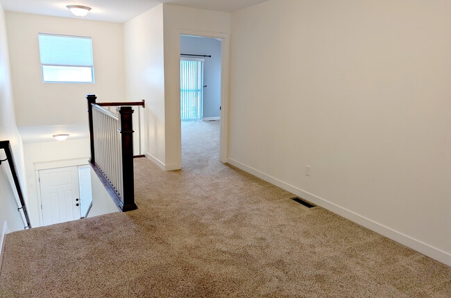 Building Photo - 7514 Lucca Ct