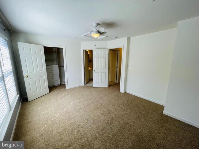 Building Photo - 708 Scarburgh Way